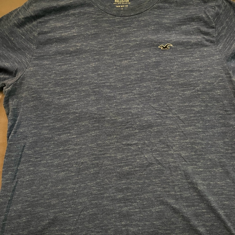 Men’s Hollister t shirt, XL, Blue